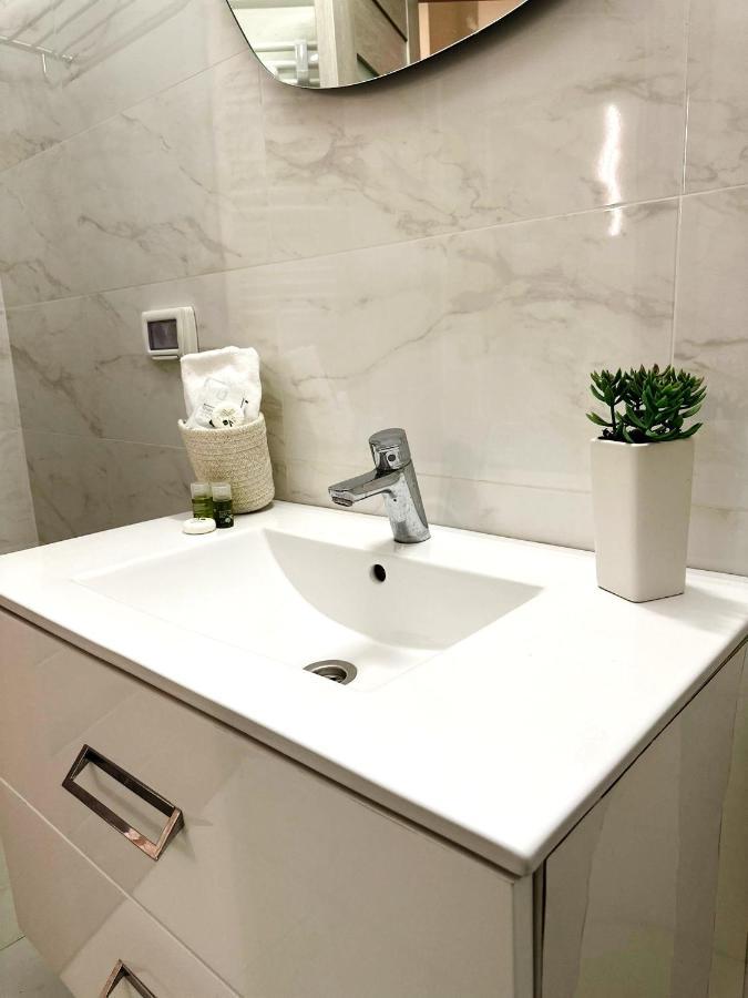 Victory Luxury Apartments Eforie Nord Esterno foto
