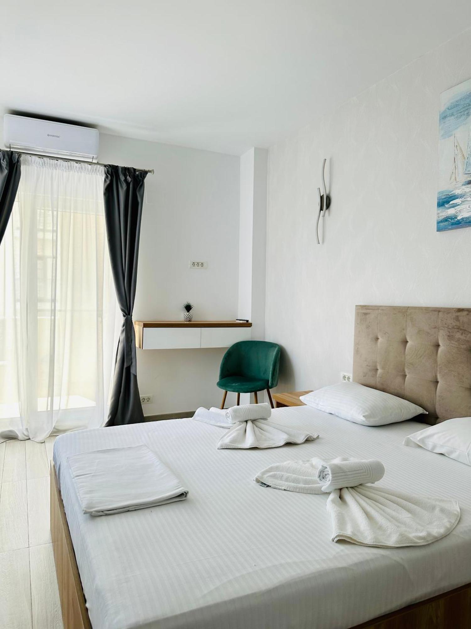 Victory Luxury Apartments Eforie Nord Esterno foto